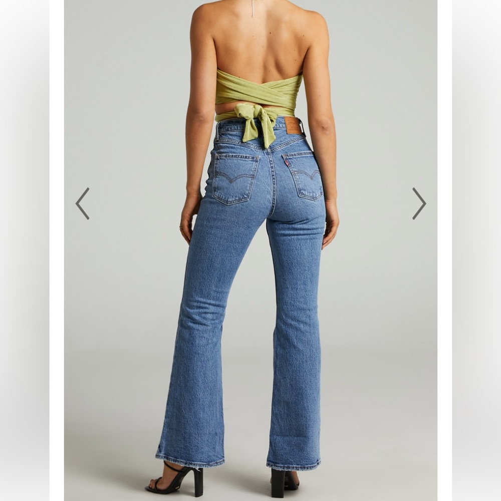 LEVI’S 70s HIGH FLARE JEANS